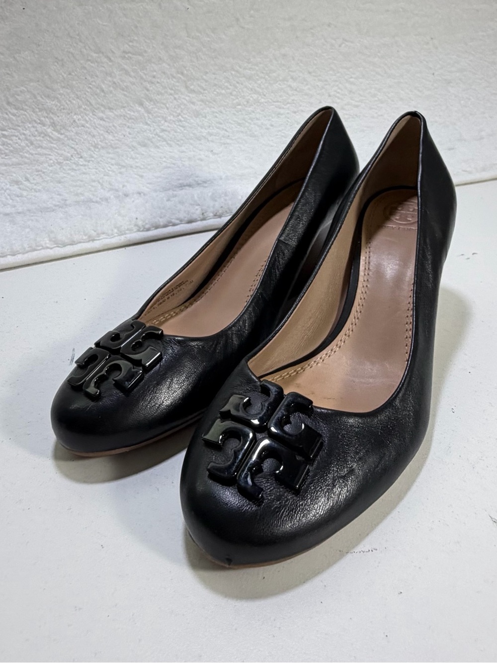Tory Burch Sally Leather Wedge Pumps Black Double T Women’s 8.5 Tory Burch Shoes